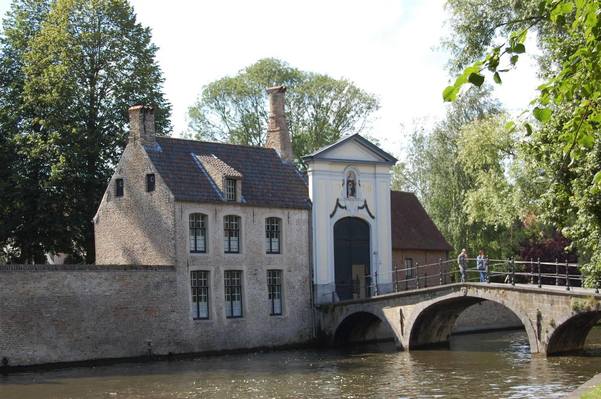 B&B 'T Walleke Bruges Exterior photo